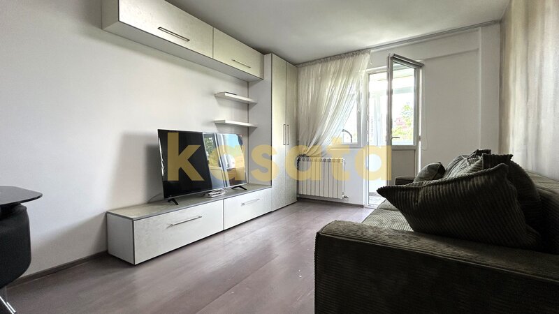 Doamna Ghica, 2 camere, decomandat, renovat, mobilat si utilat.