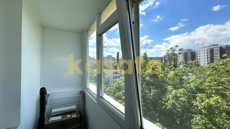 Doamna Ghica, 2 camere, decomandat, renovat, mobilat si utilat.