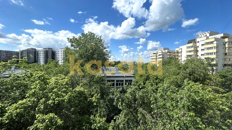 Doamna Ghica, 2 camere, decomandat, renovat, mobilat si utilat.